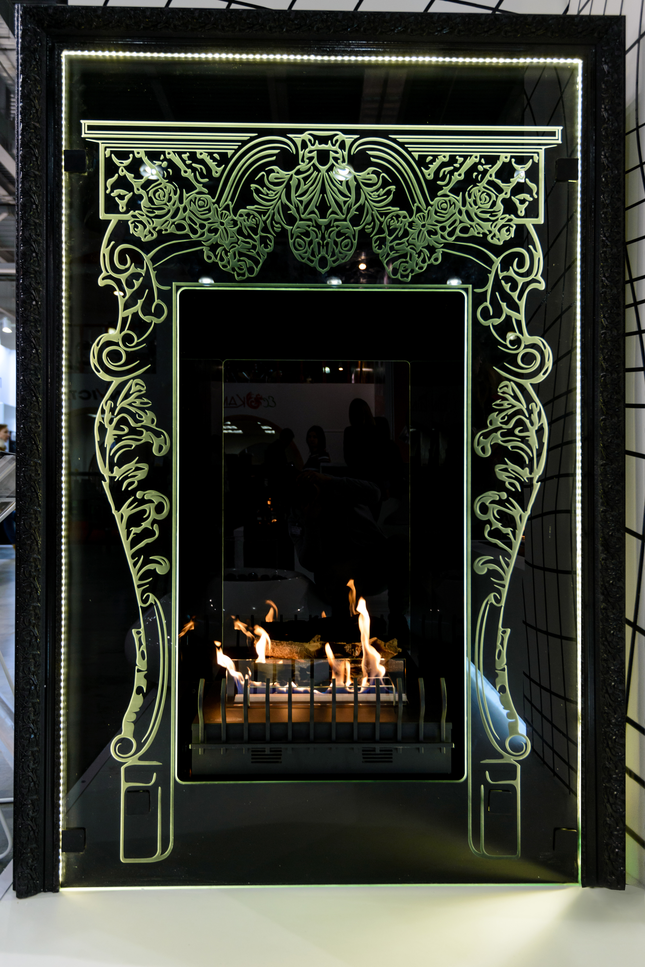 Портал из стекла Эклектика Glass для камина